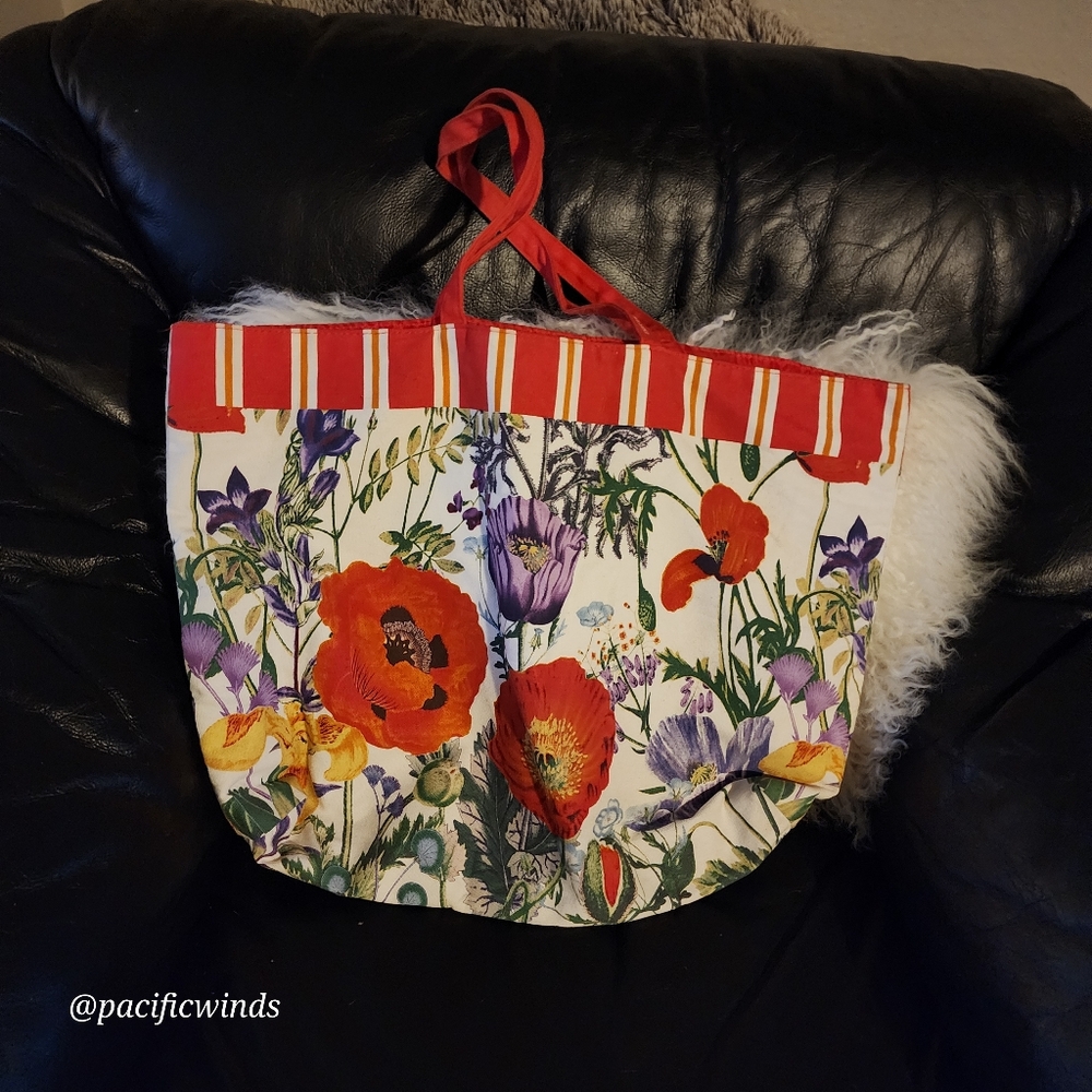 ESTÉE LAUDER COLORFUL FLORAL TOTE BAG 12 x 20